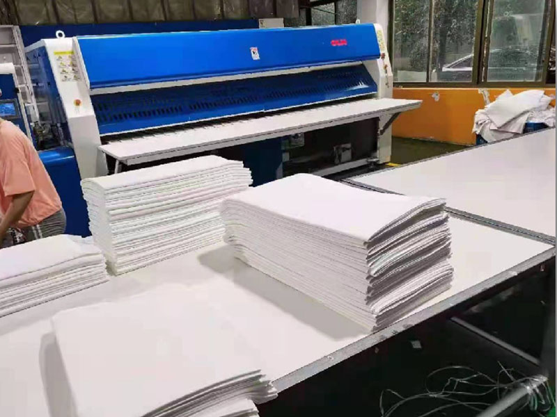 银海高速熨烫机-01